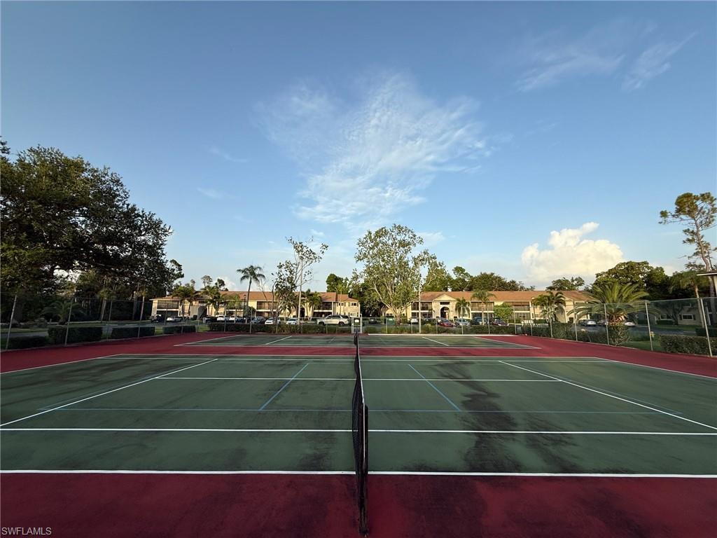 14900 Summerlin Woods Dr 13 Property Photo 17
