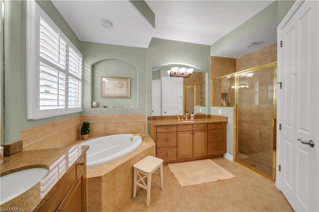 7672 Sussex Ct Property Photo 13