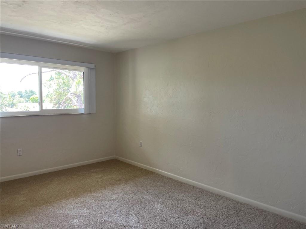 2079 Barkeley Ln 19 Property Photo 14