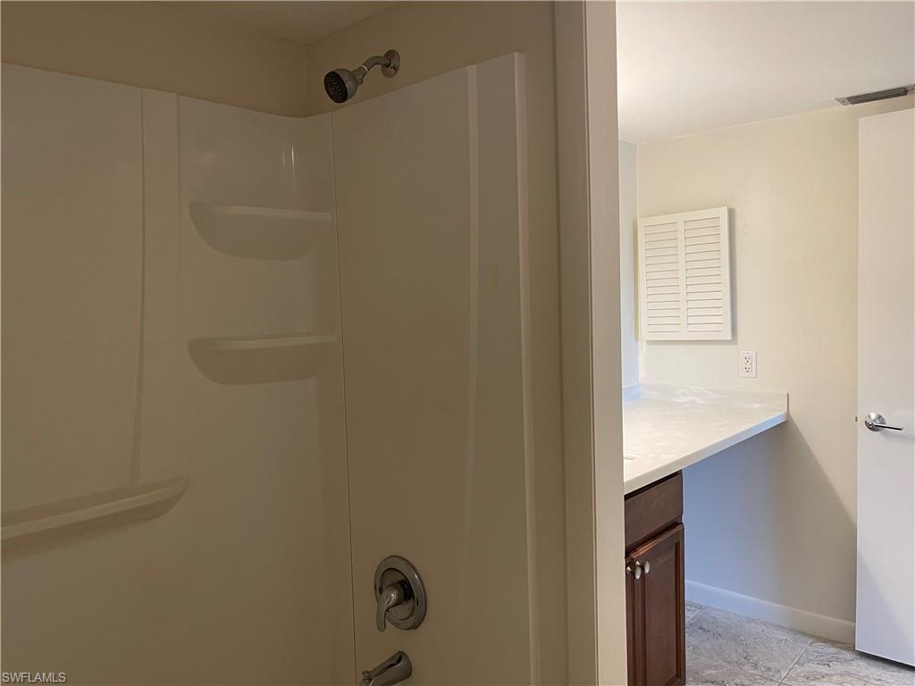2079 Barkeley Ln 19 Property Photo 16