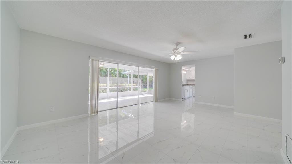 5657 Eichen Cir E Property Photo 9