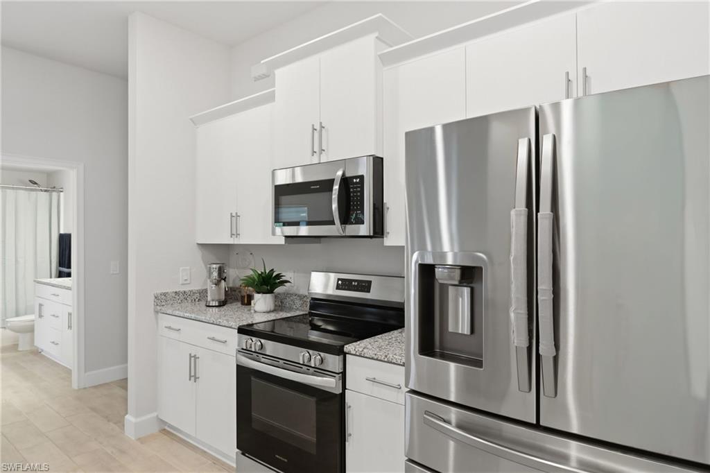 14735 Keystone Blvd Property Photo 17