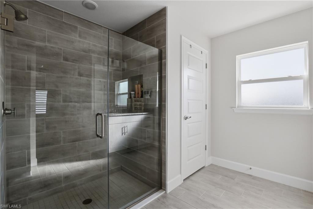 14735 Keystone Blvd Property Photo 23