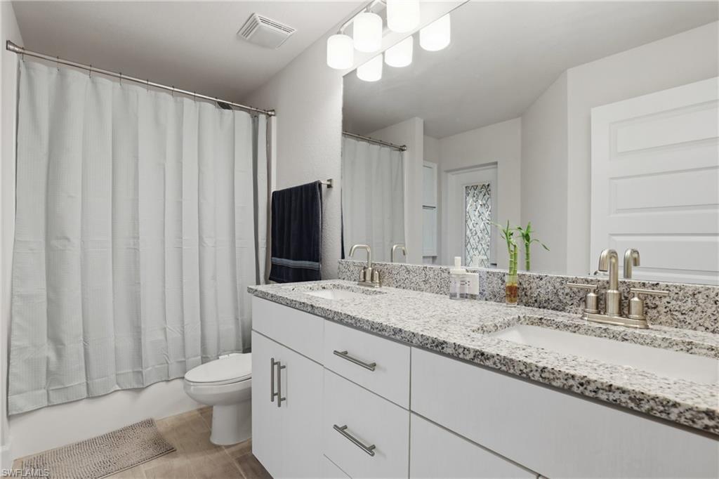 14735 Keystone Blvd Property Photo 26