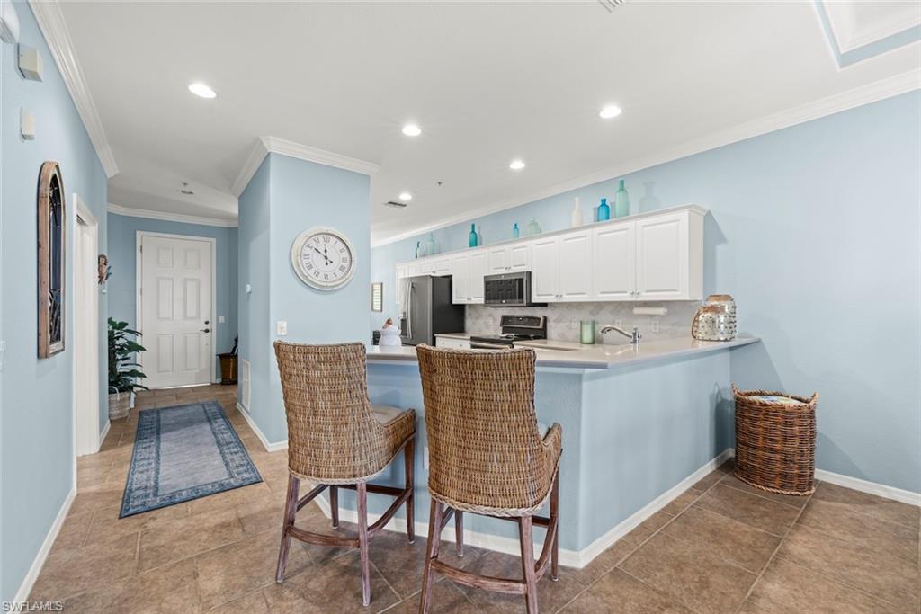 20071 Sanibel View Cir 301 Property Photo 14