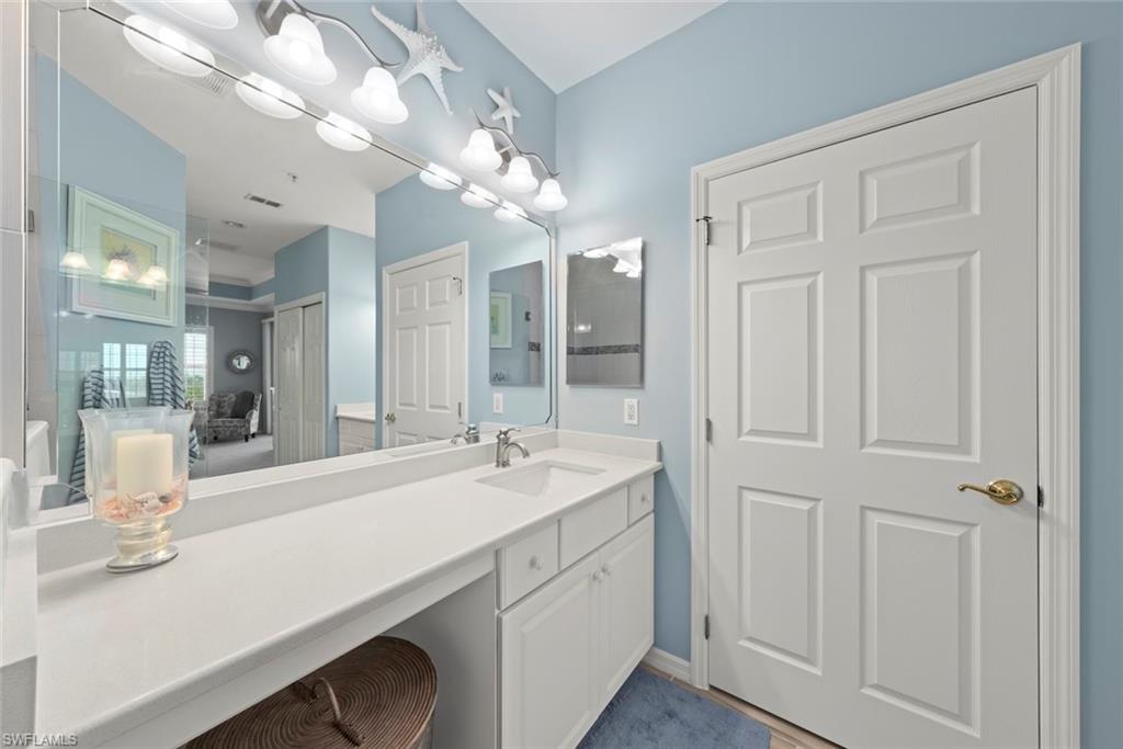 20071 Sanibel View Cir 301 Property Photo 26