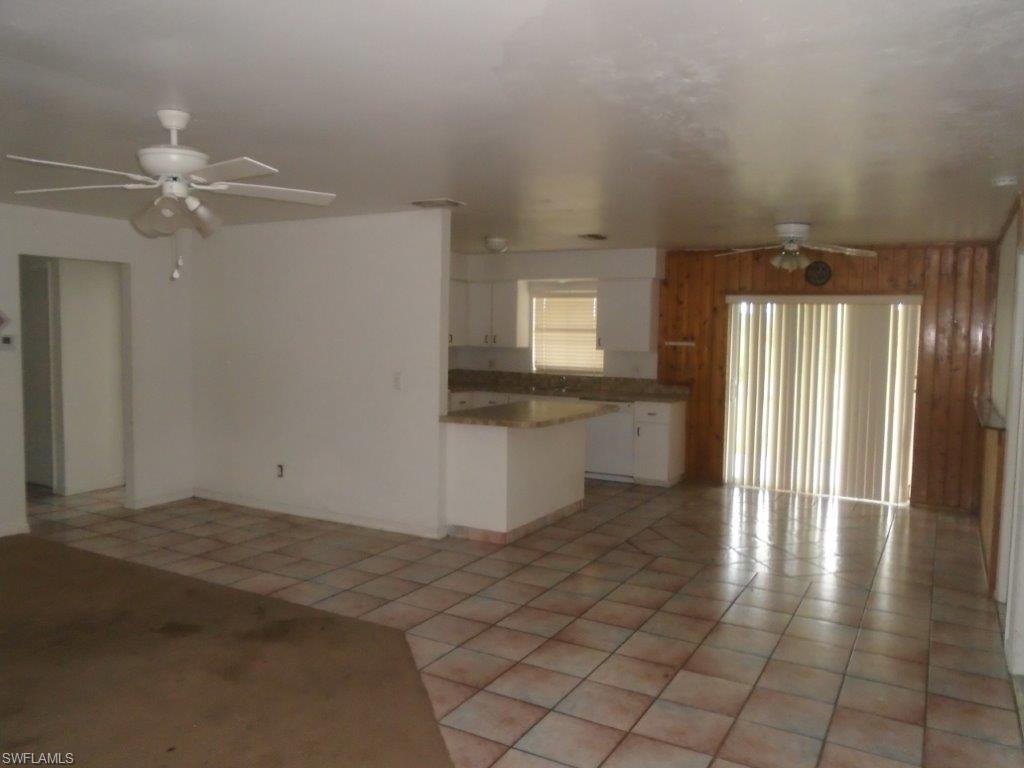 129 Sw Trafalgar Pkwy Property Photo 4