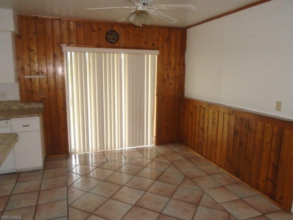 129 Sw Trafalgar Pkwy Property Photo 5