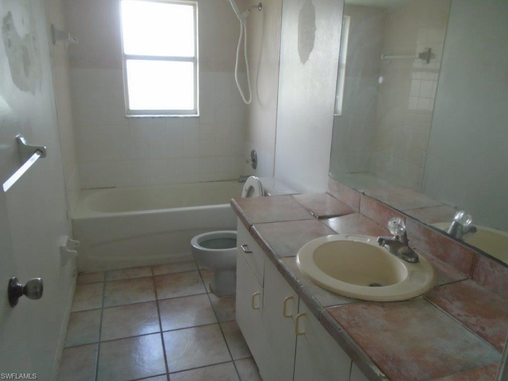129 Sw Trafalgar Pkwy Property Photo 9