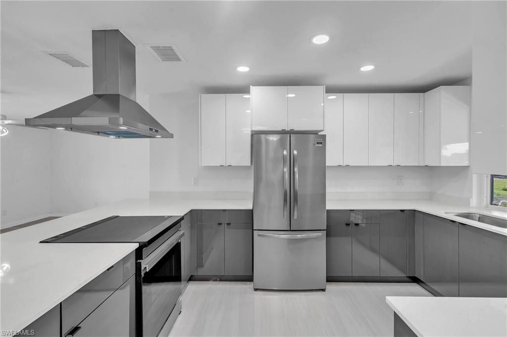 3745 Se 6th Ave Property Photo 14