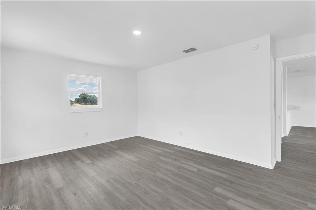 3745 Se 6th Ave Property Photo 24