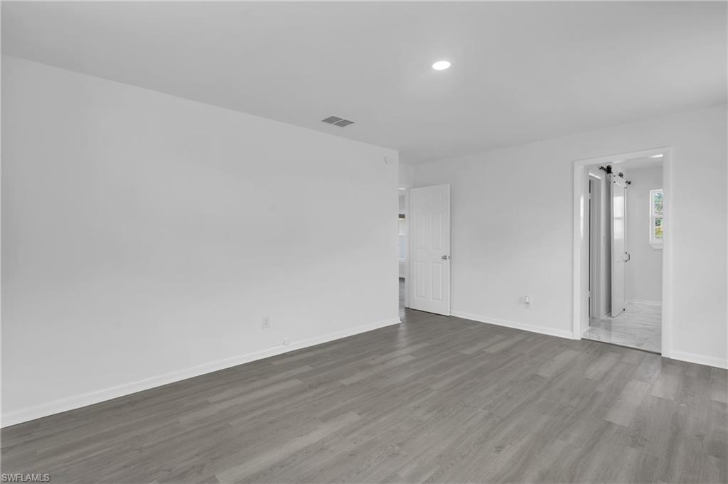 3745 Se 6th Ave Property Photo 25