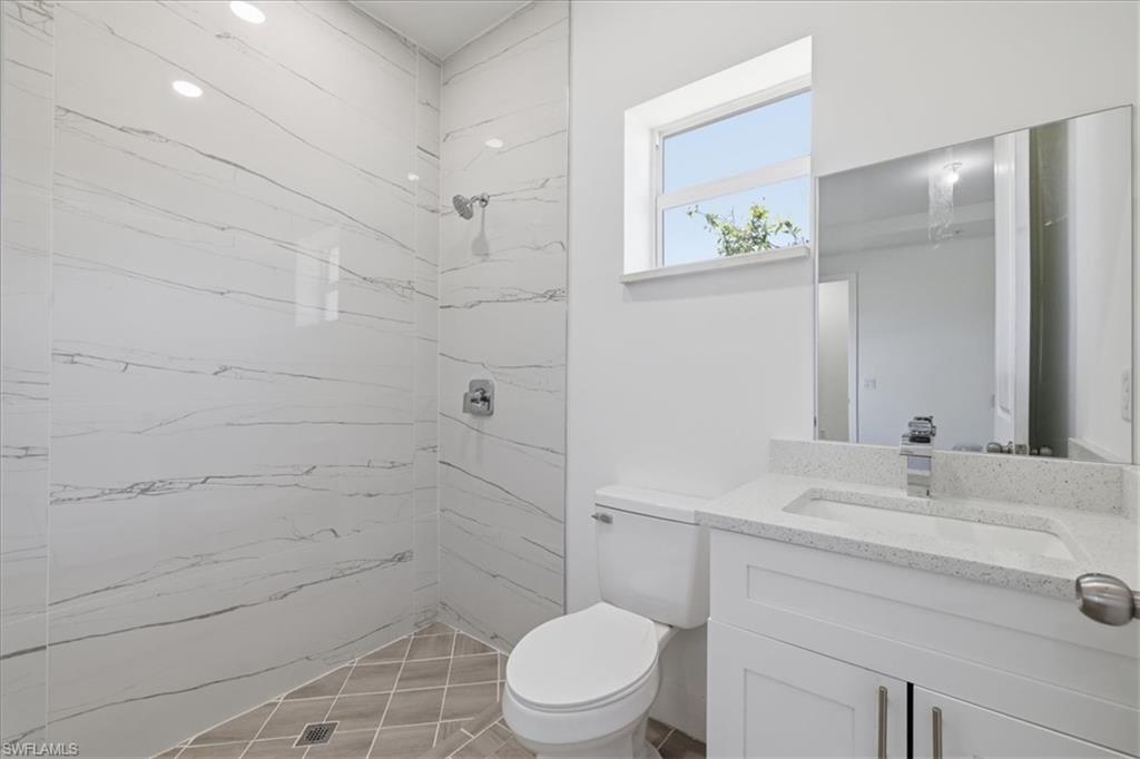 191 Rotonda Blvd W A Property Photo 25