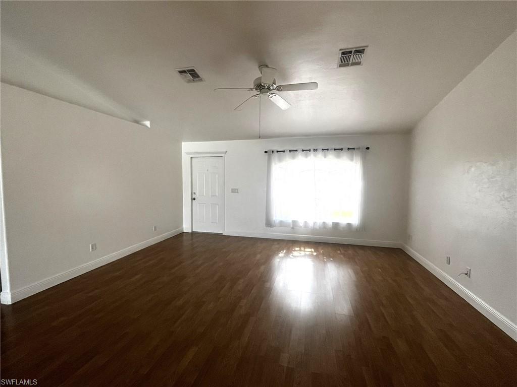 2136 Nw 22nd Pl Property Photo 4