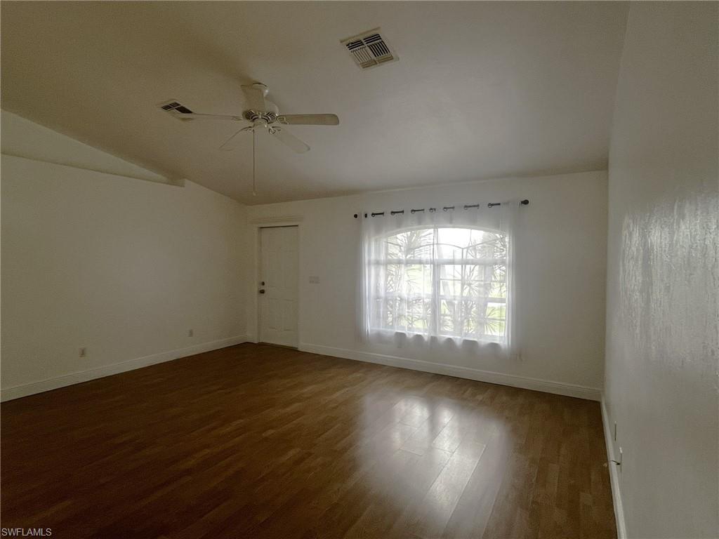 2136 Nw 22nd Pl Property Photo 5