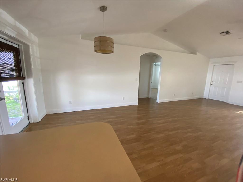 2136 Nw 22nd Pl Property Photo 15