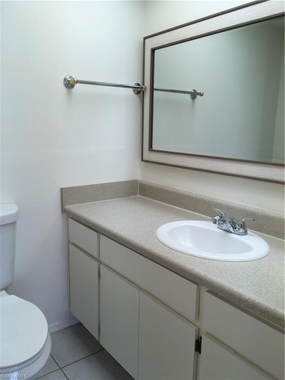5019 Sw 16th Pl 102 Property Photo 7