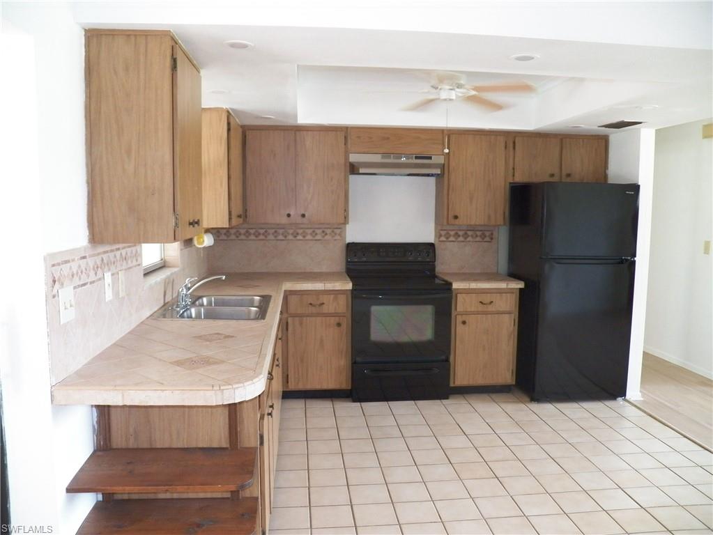 1768 Coral Point Dr Property Photo 12