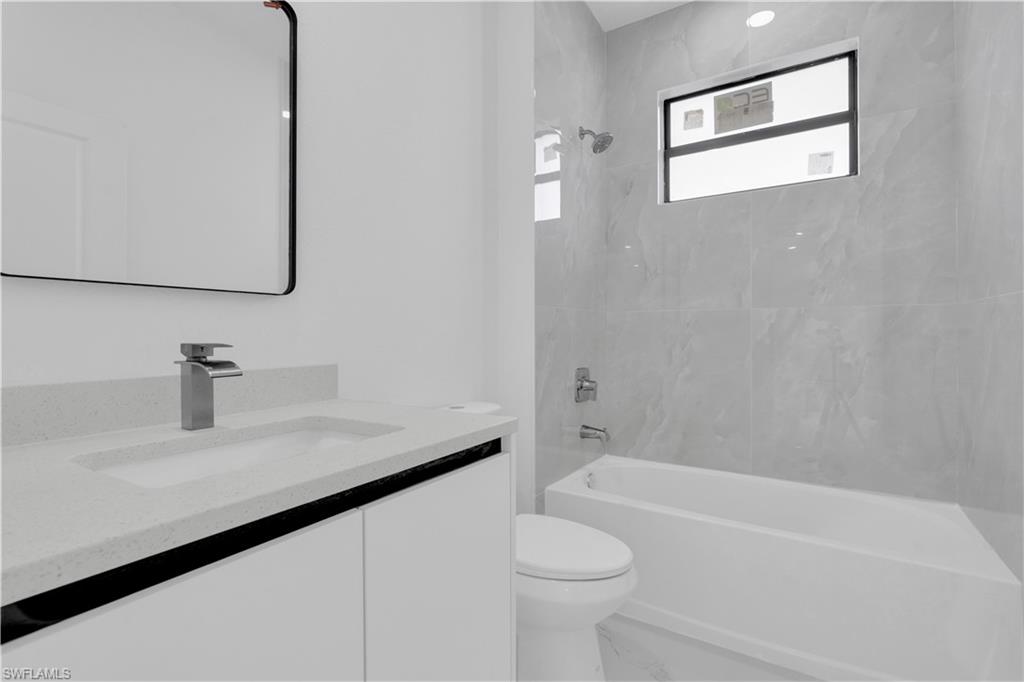 3205 57th St W Property Photo 15