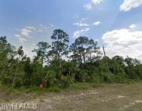 5010 Ne Tradewinds Cir Property Photo 1