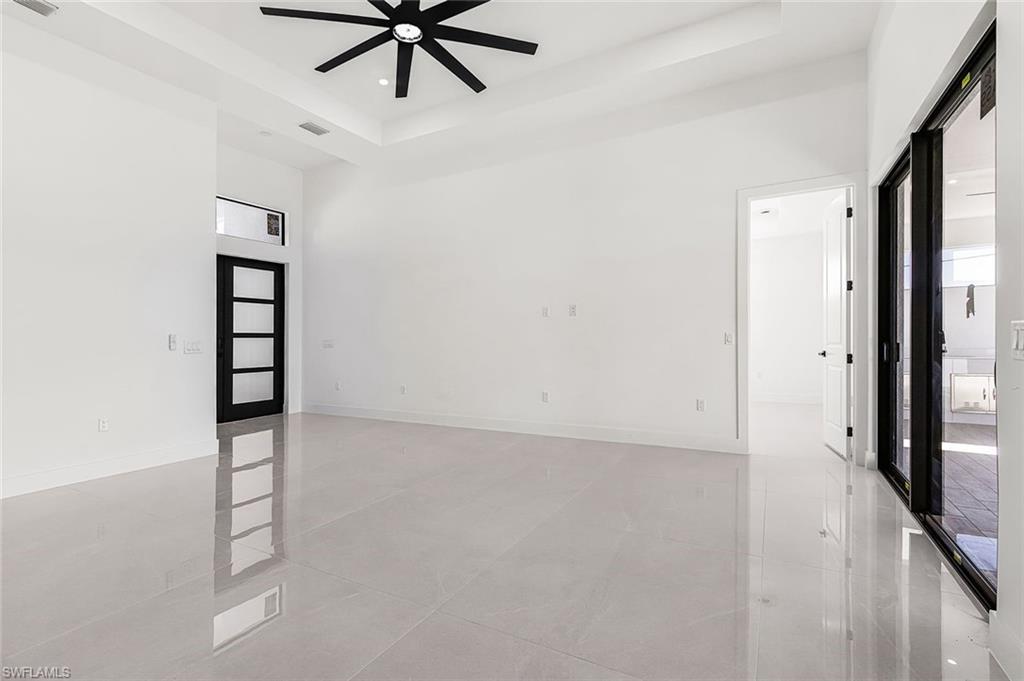 1900 Nw Embers Ter Property Photo 14