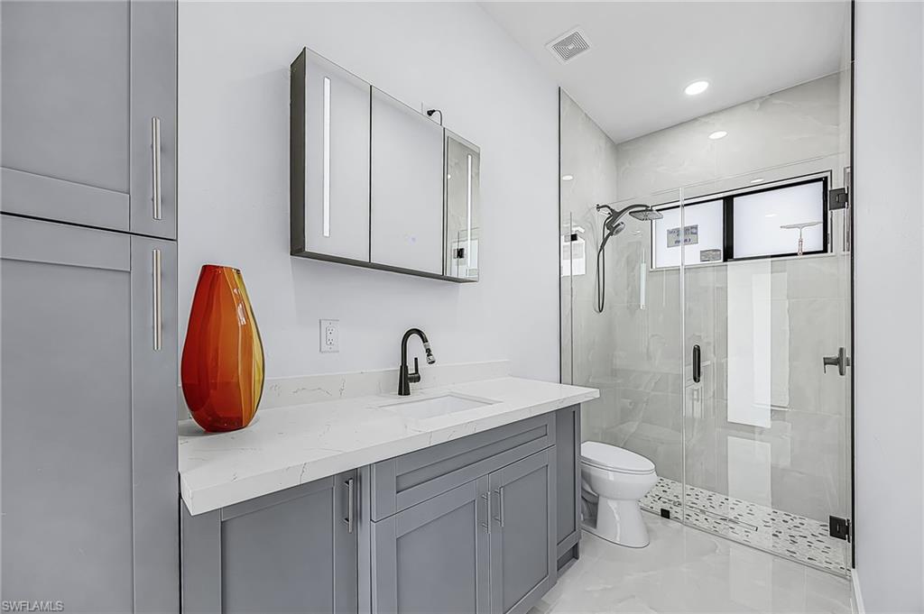 2724 Nw 7th Pl Property Photo 30