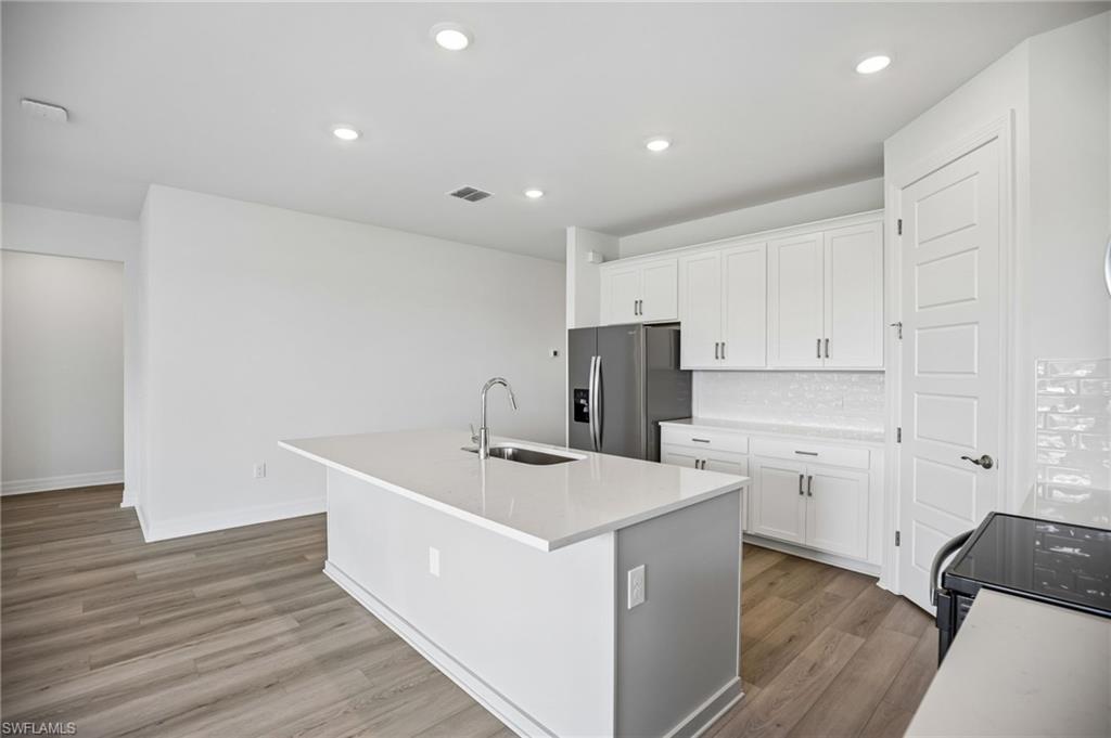 16519 Settlers Way Property Photo 6