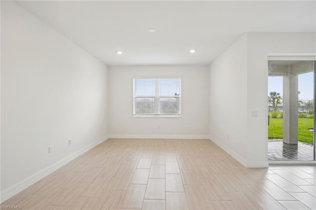 16519 Settlers Way Property Photo 14