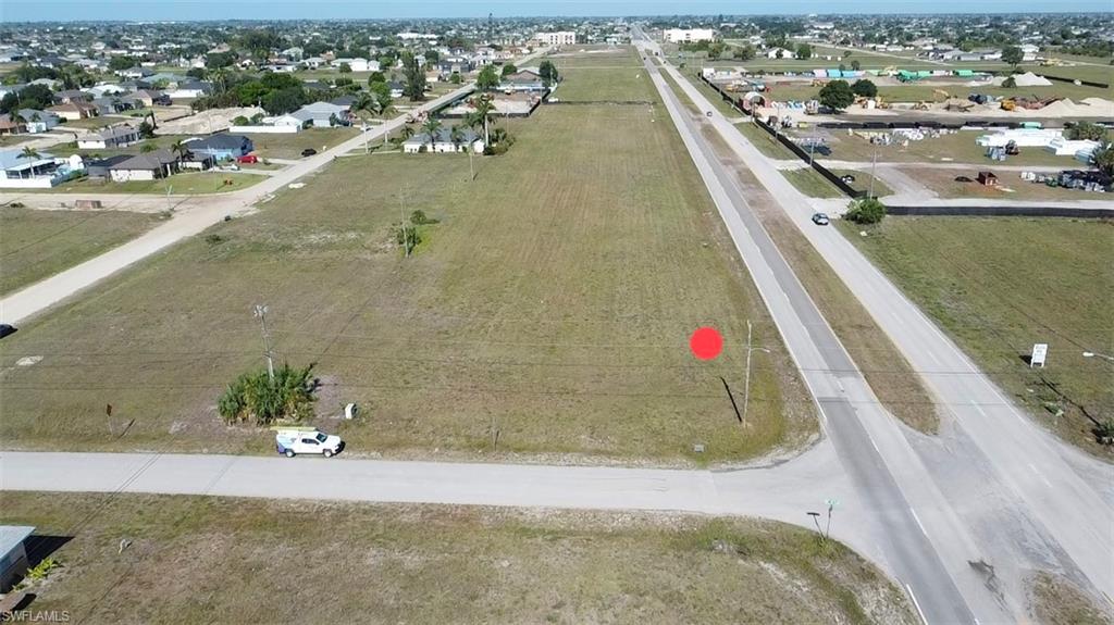 2098 Diplomat Pkwy E Property Photo 3