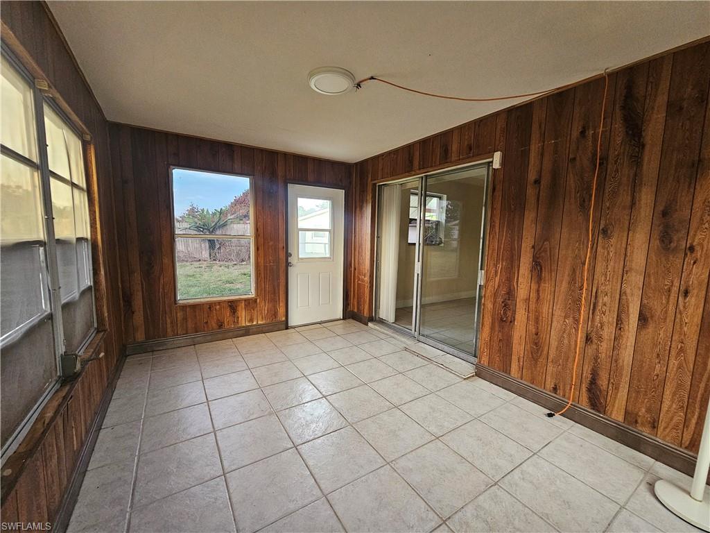 423 Morgan Cir S Property Photo 13