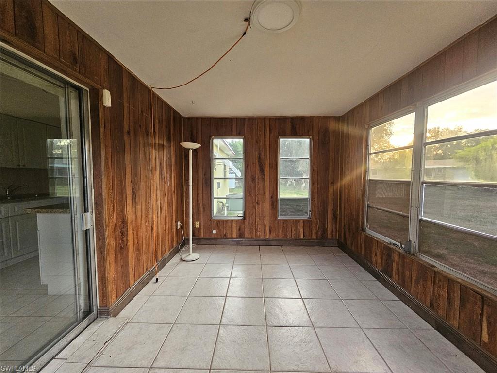423 Morgan Cir S Property Photo 14