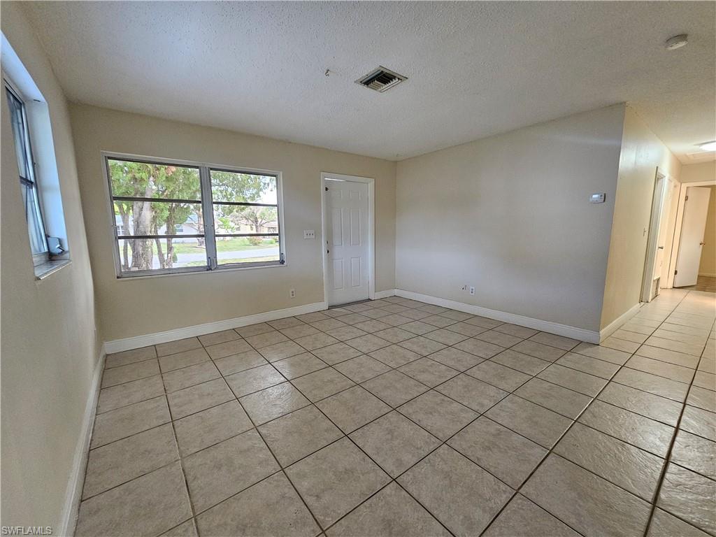 423 Morgan Cir S Property Photo 15