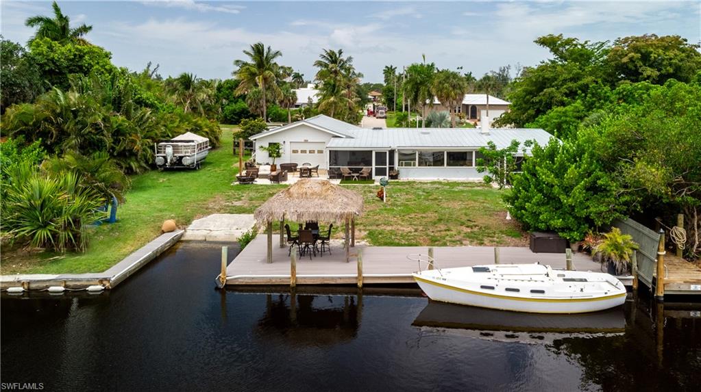 5387 Marina Dr Property Photo 3