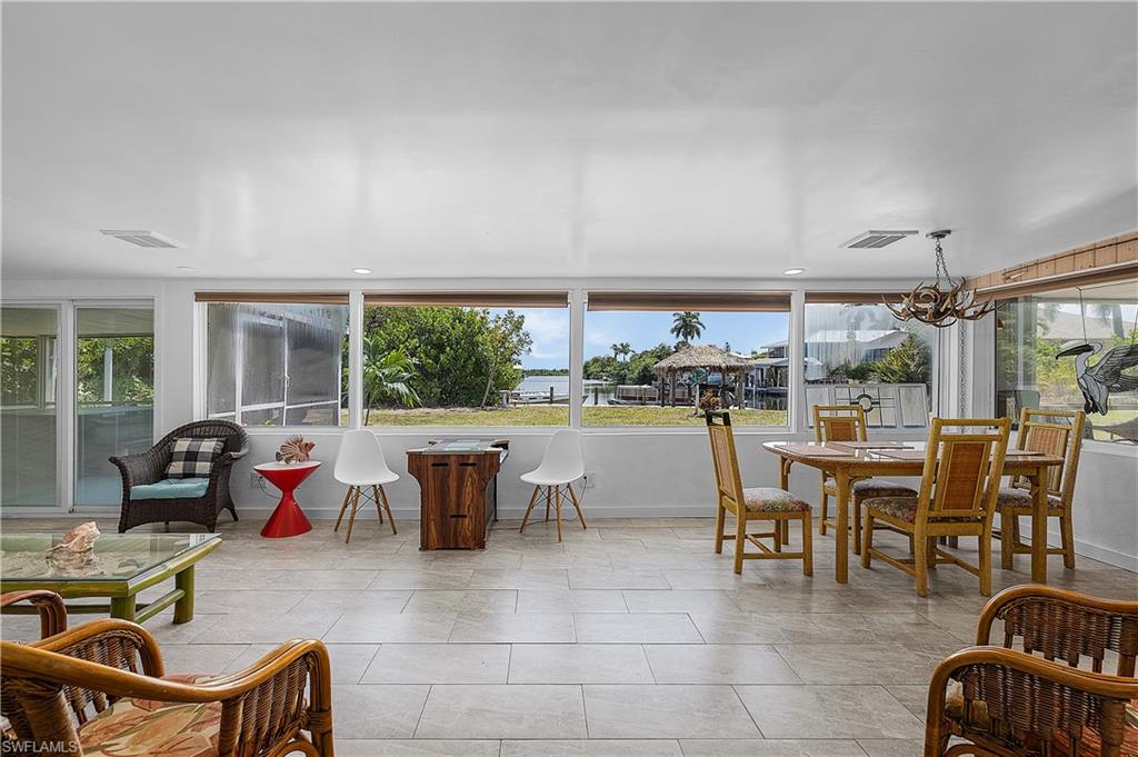5387 Marina Dr Property Photo 15