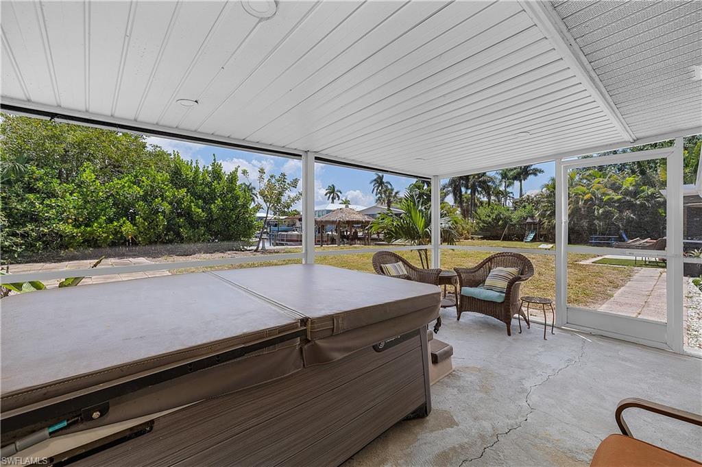 5387 Marina Dr Property Photo 17