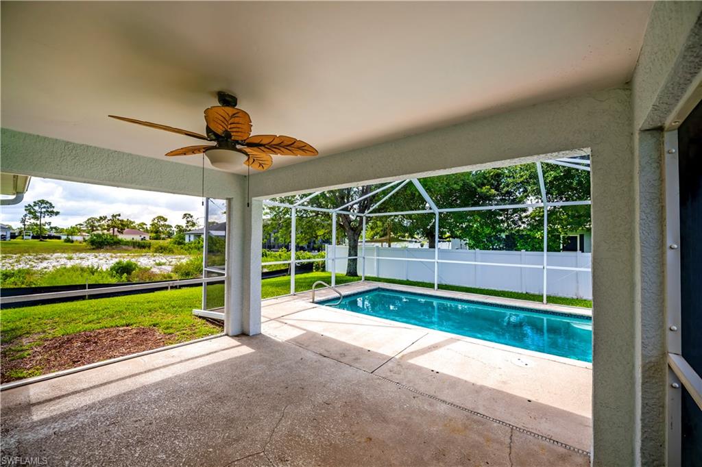 1922 Jacaranda Pkwy W Property Photo 7
