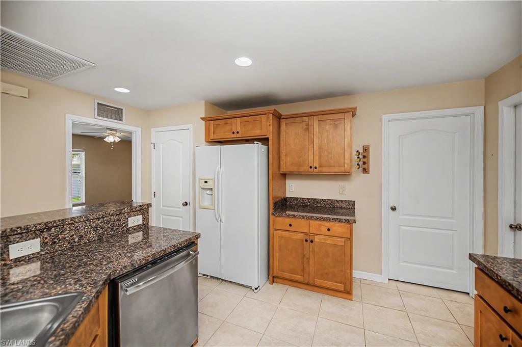 1922 Jacaranda Pkwy W Property Photo 14