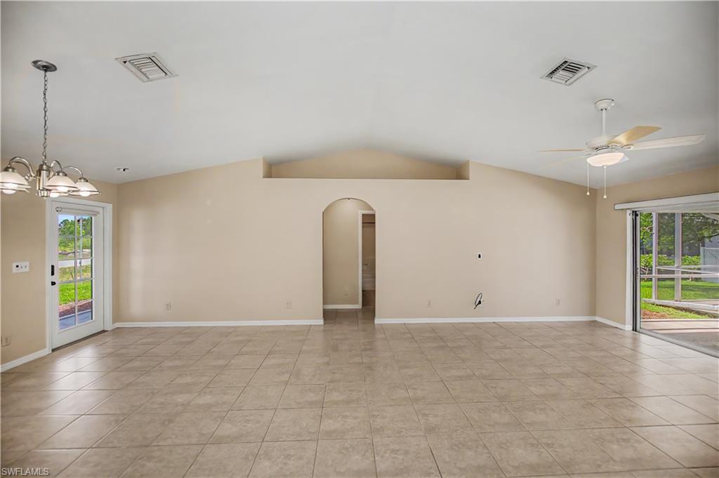 1922 Jacaranda Pkwy W Property Photo 17