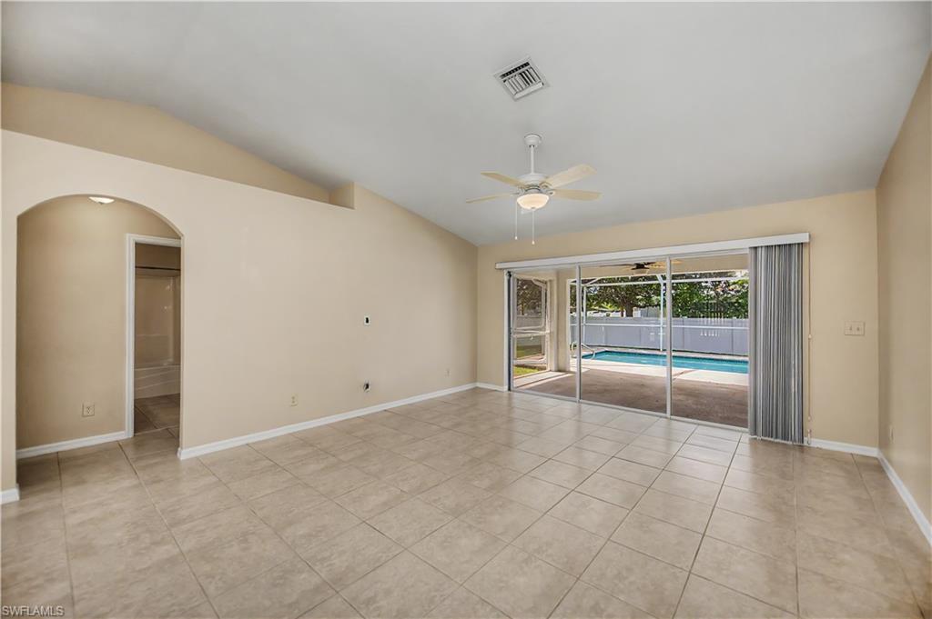 1922 Jacaranda Pkwy W Property Photo 18