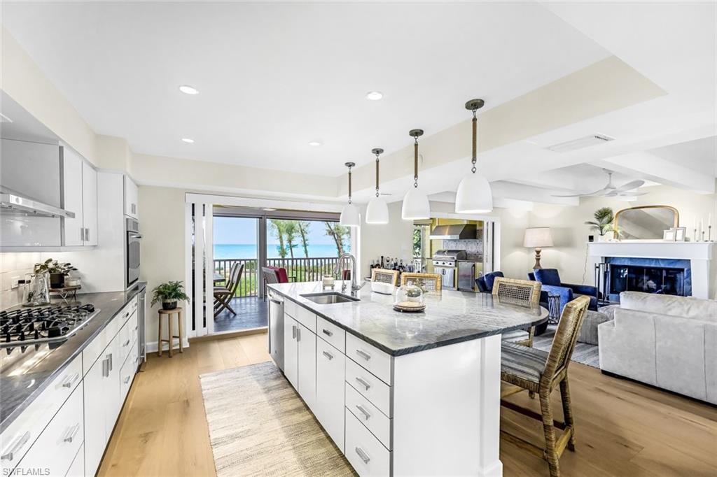 1 Sunset Captiva Ln Property Photo 18