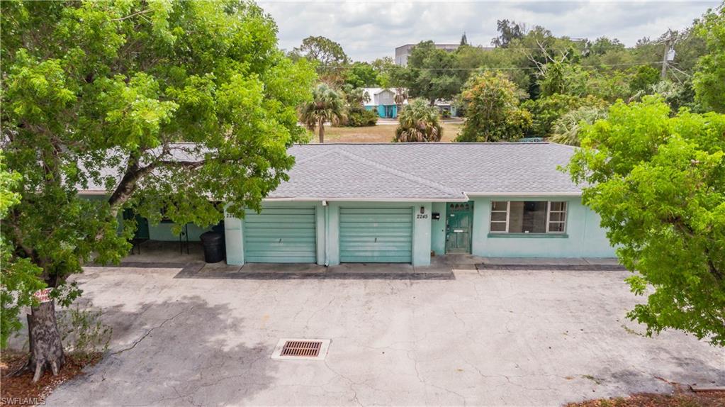 2243/2245 Altamont Ave Property Photo 3