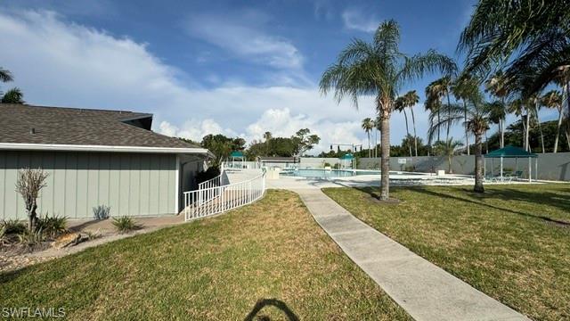 4266 Island Cir B Property Photo 17