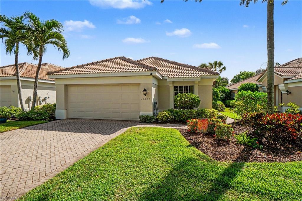 10021 Colonial Country Club BLVD Property Photo 1