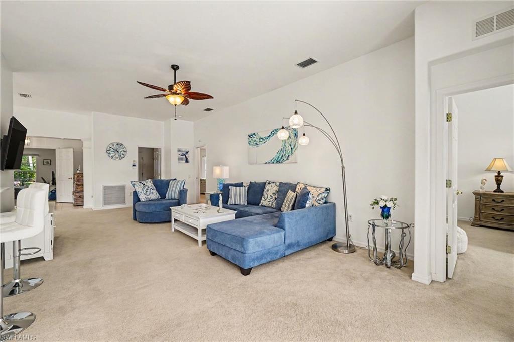 10021 Colonial Country Club Blvd Property Photo 8
