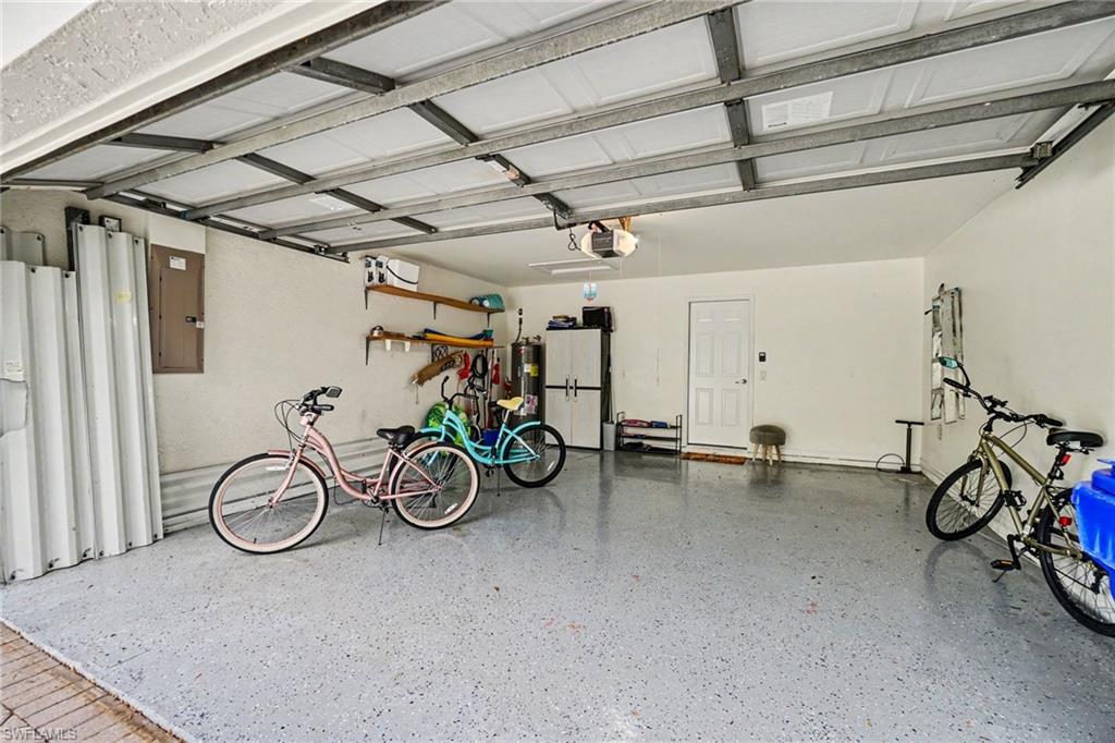 10021 Colonial Country Club Blvd Property Photo 25