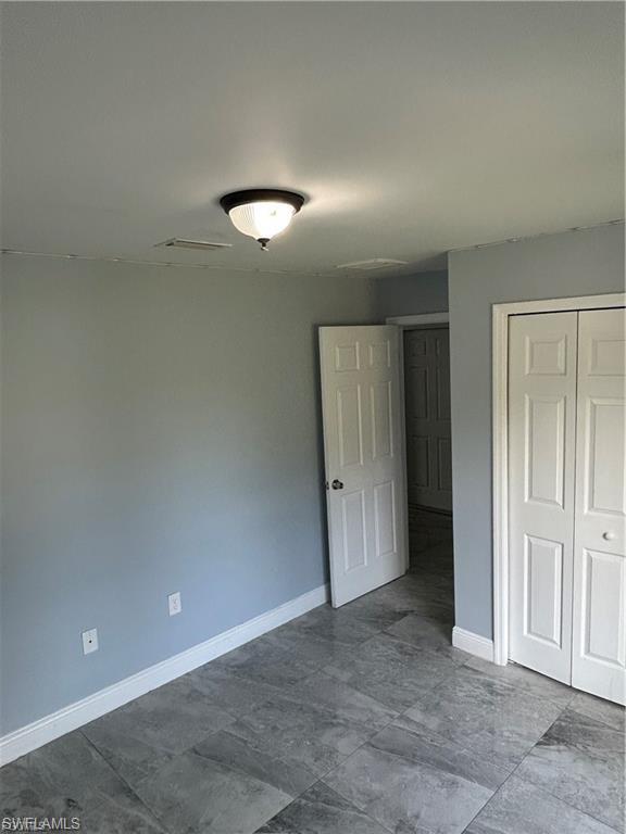 2225/2227 Snead Dr Property Photo 5
