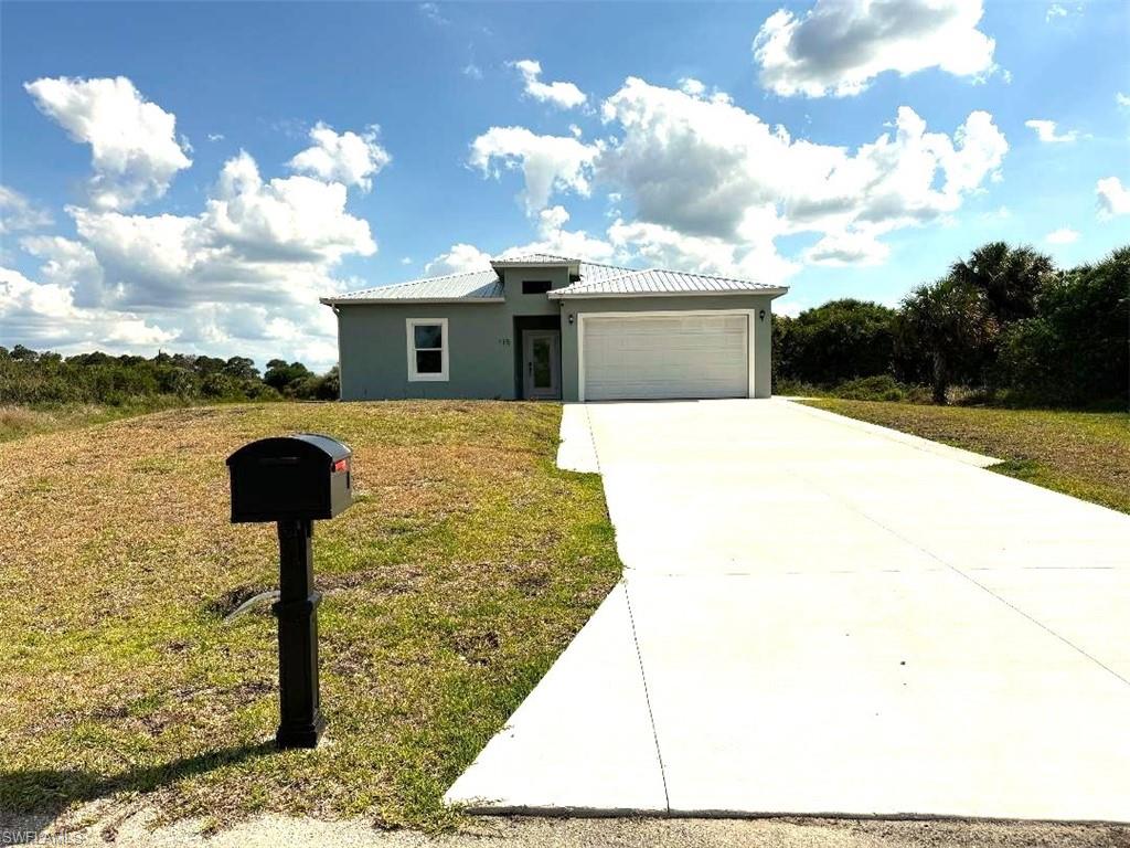 115 Lansing Cir Property Photo 1