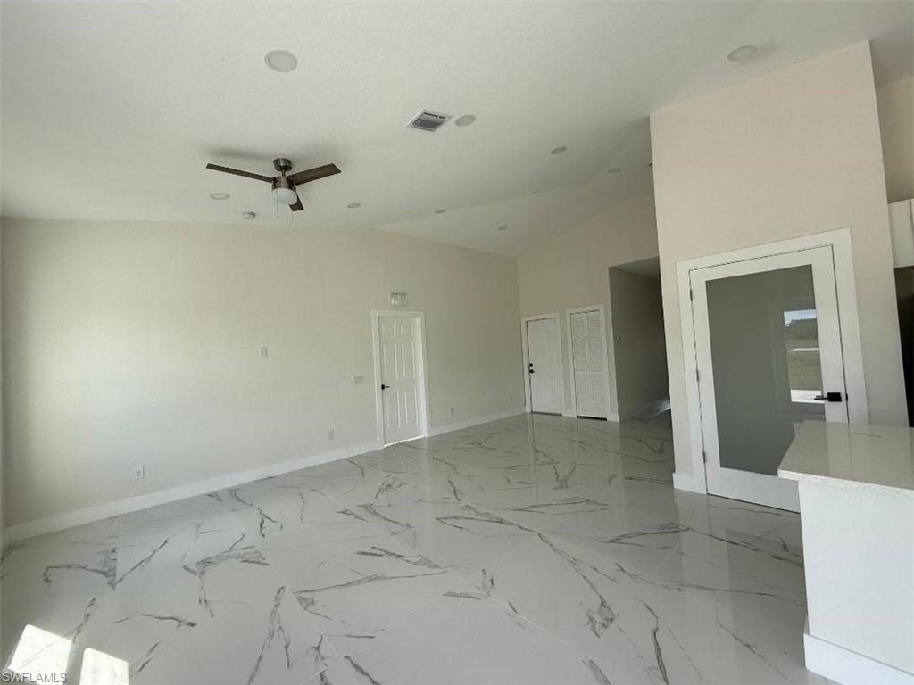 115 Lansing Cir Property Photo 12