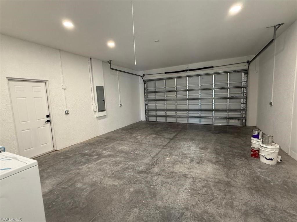115 Lansing Cir Property Photo 26