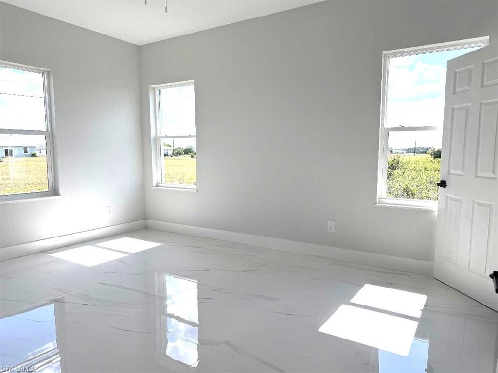127 Carousel Ave Property Photo 10